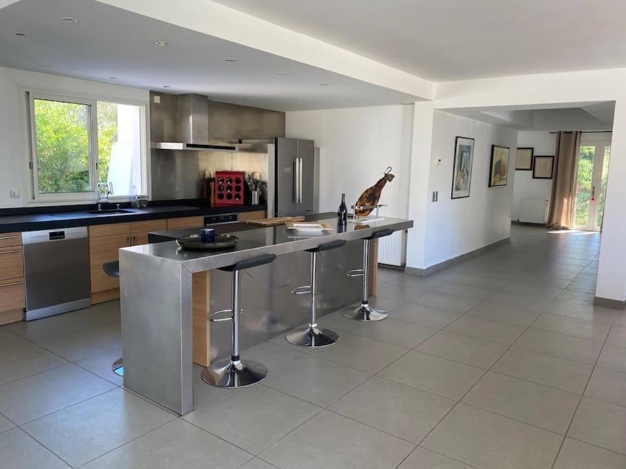 Au Coeur De La Pinede Avec Piscine Privee Villa